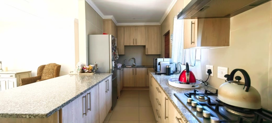 3 Bedroom Property for Sale in Van Der Hoff Park North West